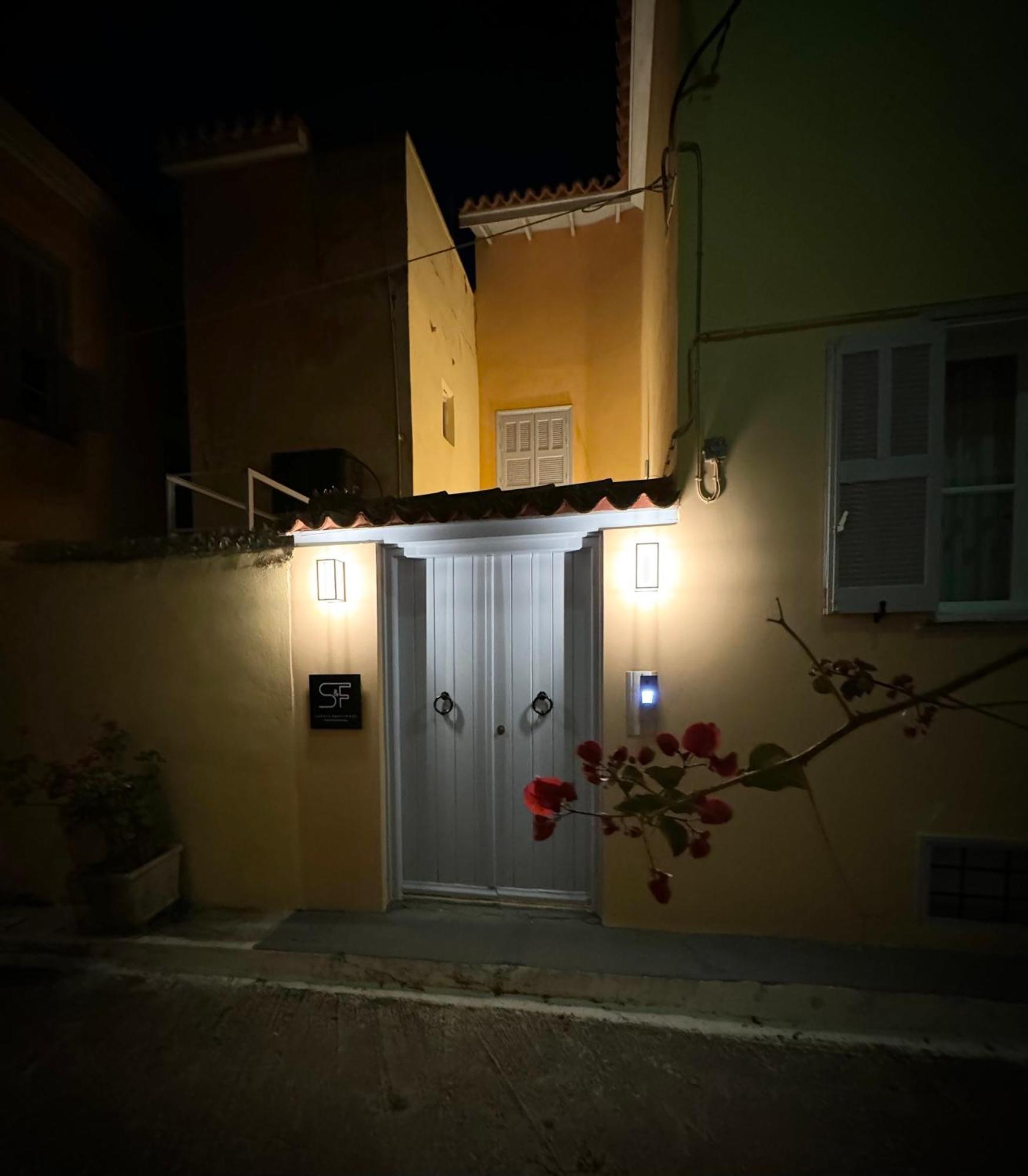 S&F Luxury Apartment ナフプリオ エクステリア 写真